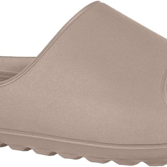 "Yeezy" Inspired Platform Pillow Sandals - Picture 3 of 4